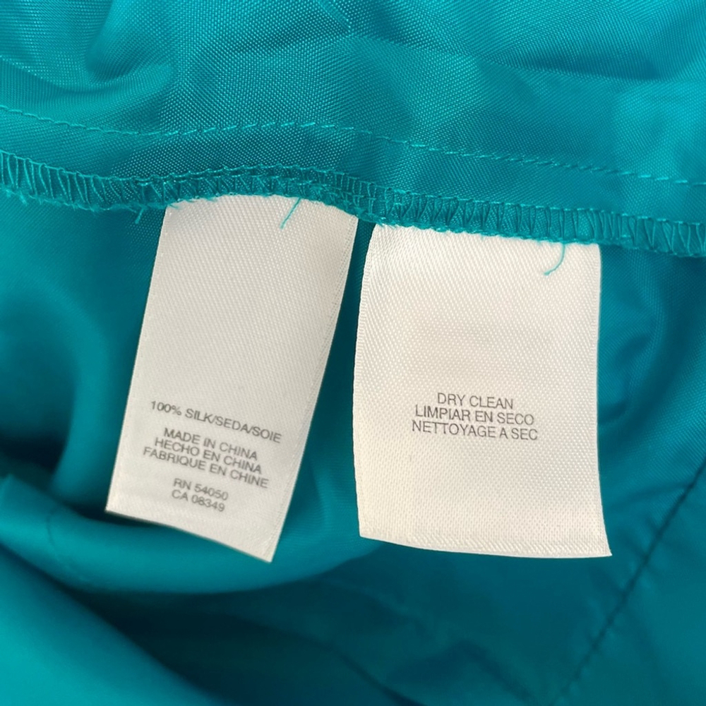 Jones New York Blue Teal Ombré
Halter Flowy 100% silk Dress - Picture 6 of 11